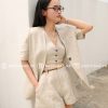 Set Suit Karen Ghi Mui Tieu 3 Chi Tiet