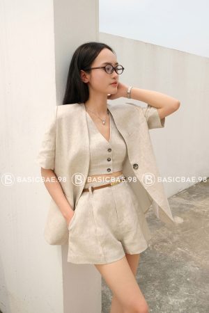 Set Suit Karen Ghi Mui Tieu 3 Chi Tiet