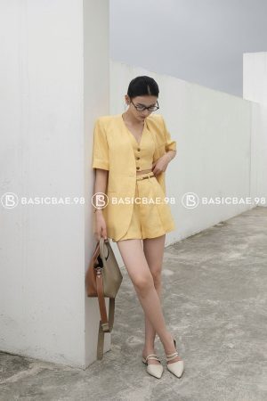Set Suit Karen Vang 1