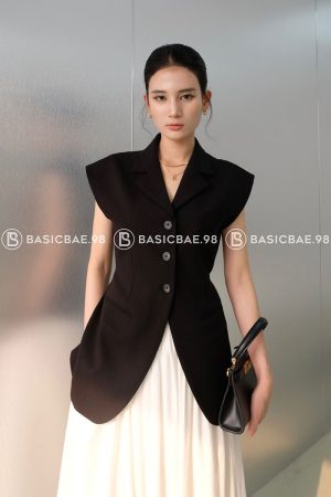 Venessa Gile Co Vest Thanh Lich 1