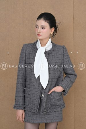 Donna Tweed Blazer 8